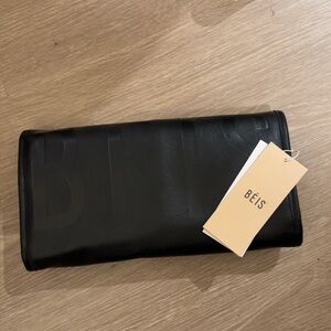BÉIS cosmetic bag NWT